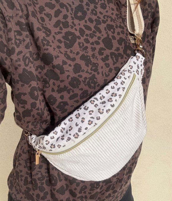 Sac banane velours et motif ( au choix) 