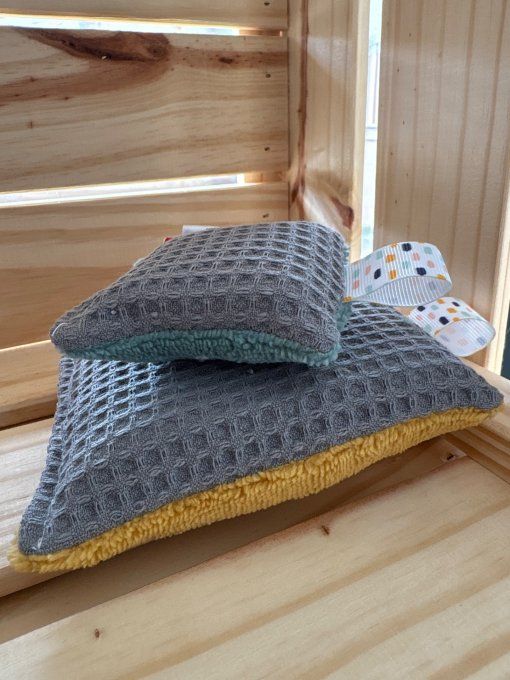 Éponges lavables vert sauge, jaune et gris (lot) 