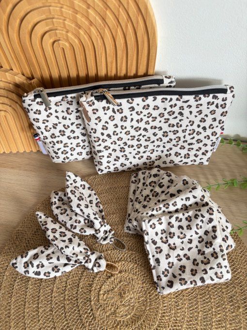 Nouvelle collection léopard (pochette, trousse, lingettes, porte clef )