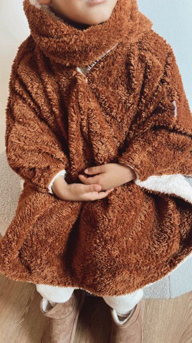 Poncho teddy enfant réversible pour sécurité voiture