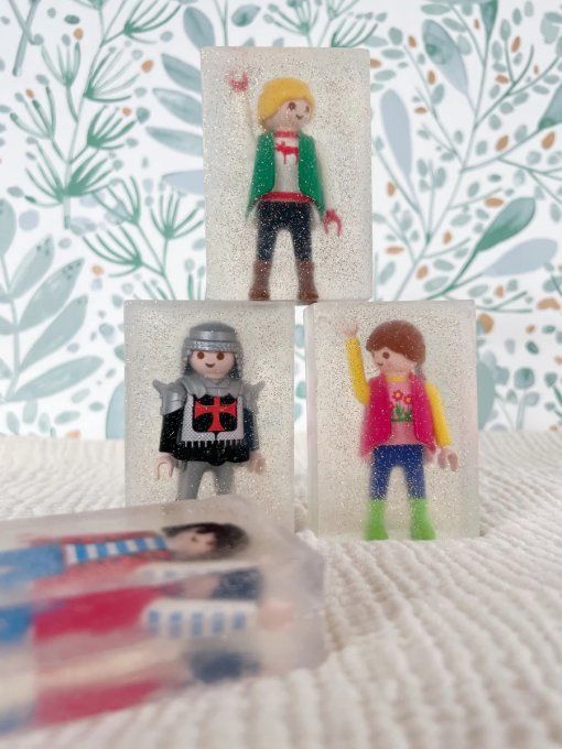 Savon artisanal Playmobil + gant enfant fait main