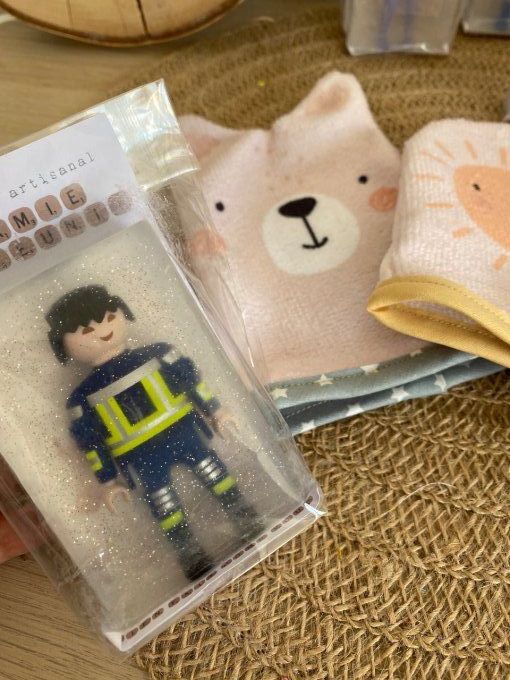 Savon artisanal Playmobil + gant enfant fait main